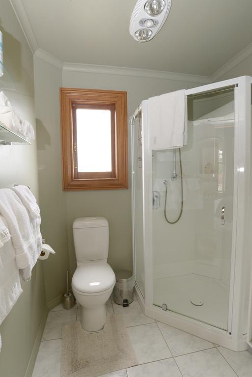 Villa Heights Bed And Breakfast Νιου Πλύμουθ Εξωτερικό φωτογραφία