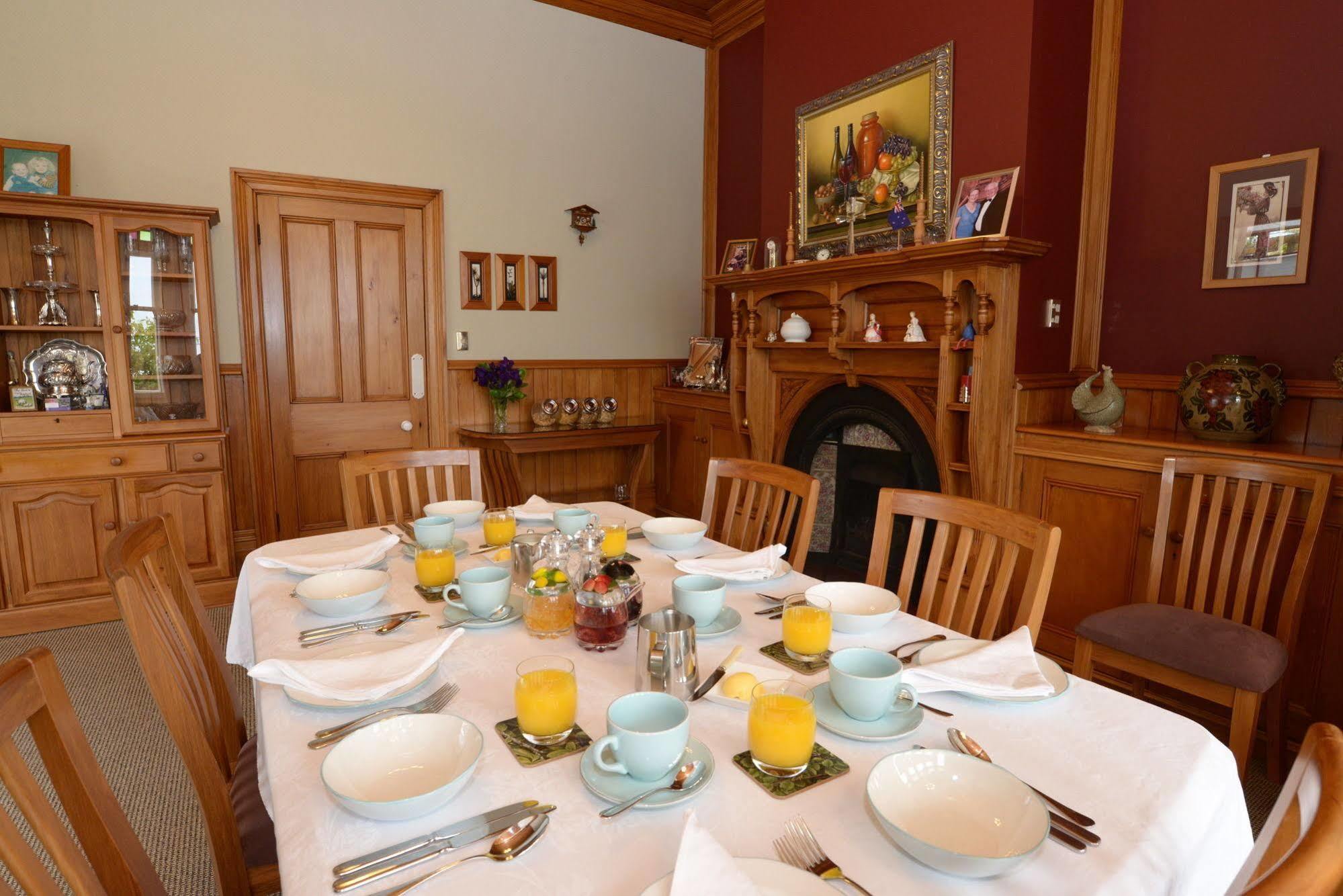 Villa Heights Bed And Breakfast Νιου Πλύμουθ Εξωτερικό φωτογραφία